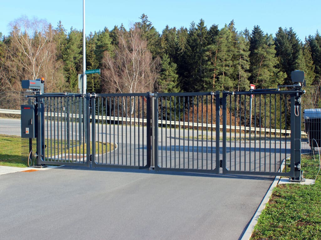 SUOJA-AITA-Pikataittoportti-ALU-2-lehtinen